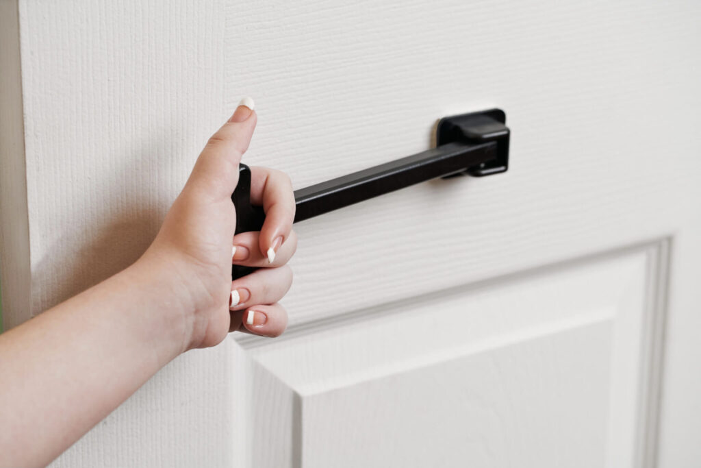 Blog t pull door closer 3 - Image in article: T-Pull Door Closer