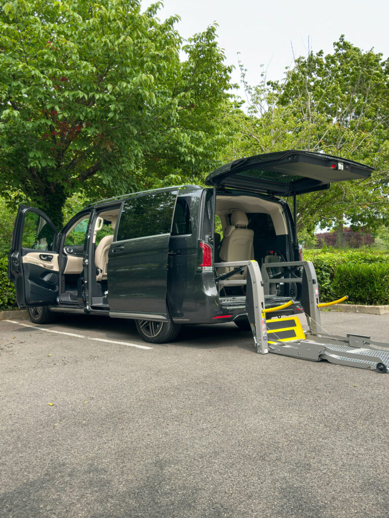 Disney travel tips lewis reed vehicle hire 2 0 - Image in article: Disney Travel Tips – Lewis Reed WAV Hire
